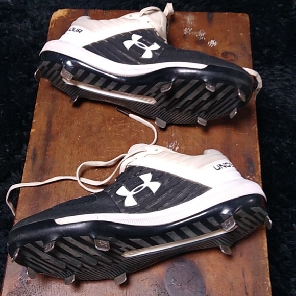 UNDER ARMOUR BASEBALL CLEATS, ATHLETIC SPORTS, LIGHTWEIGHT SHOES - Picture 7 of 9